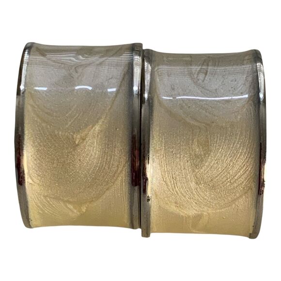 Set of 4 CRATE & BARREL Enamel NAPKIN RINGS 1.5" Silver with Gold Swirl Design - Picture 3 of 8